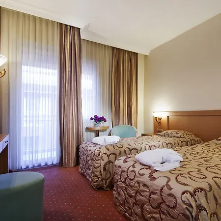 Colossae Thermal Üdülőközpont 5*