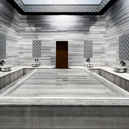 スパ コロッセア テルマル カラハユット