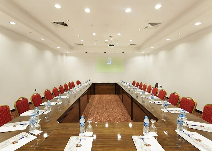 אתר נופש Colossae Thermal 5*