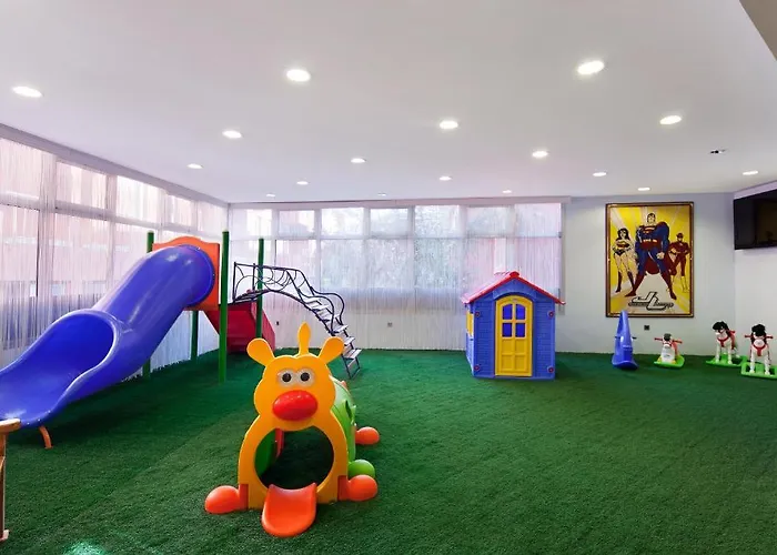 אתר נופש Colossae Thermal 5*